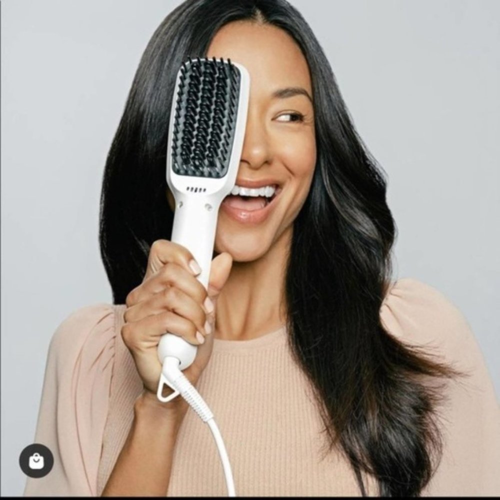 New MONAT Straightening Ionic Brush